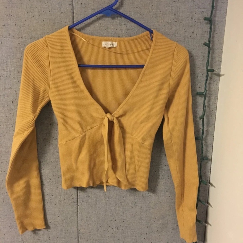 LA Hearts Mustard Top